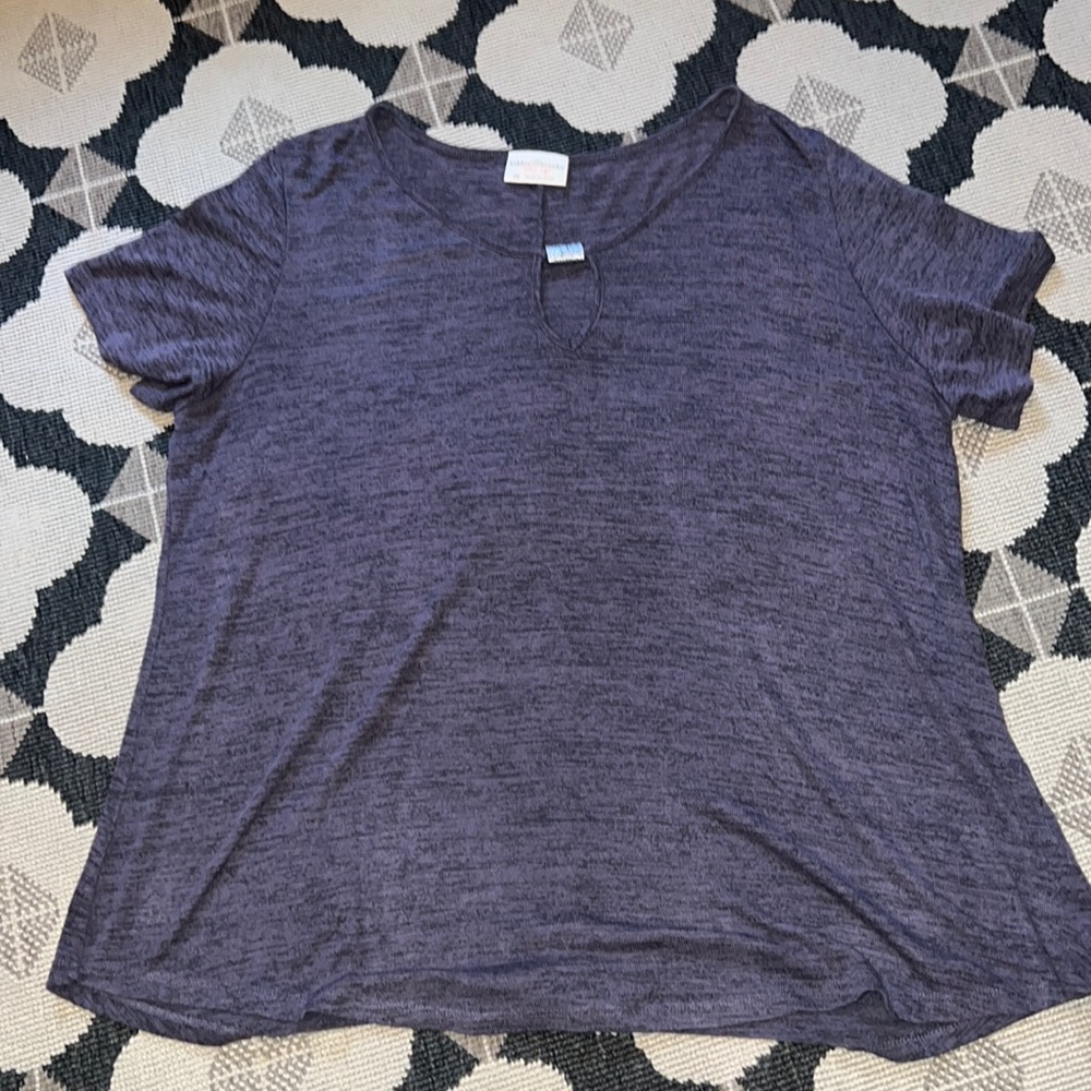 Grey cut out tee